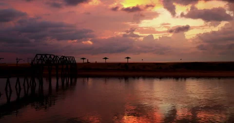 Time lapse of sunset at Phuket Island.Sun, sand, coast, holiday paradise. Stock-Footage 295631382