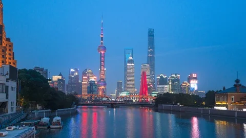 Time lapse of sunset, Shanghai skyline and Waibaidu bridge, China Stock Footage 114252333
