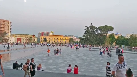 Time lapse at sunset in Skanderberg Square Video stock 81158616