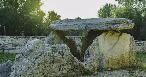 Time lapse sunset of the sun on the Dolmen della Chianca located in the munic Stock-Footage 143980201