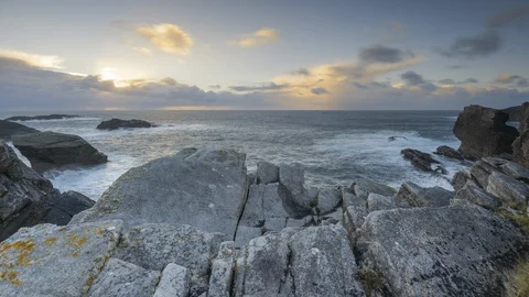 Time Lapse Sunset Wild Atlantic Way Rocky Cliff Coast Ireland 動画素材 103164915