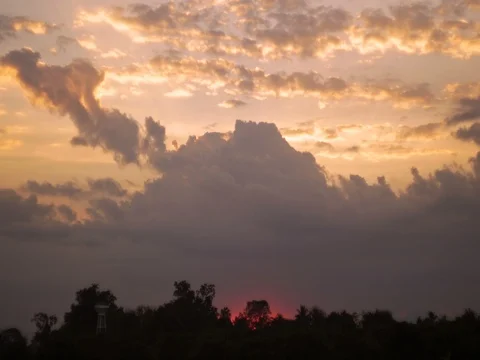 Time lapse sunset,clouds on the sky Stock-Footage 71025340