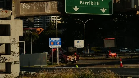 Time lapse Sydney traffic heading to Kirribilli 4K Stock Footage 244894932