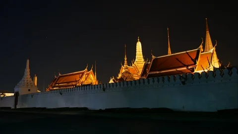 Time Lapse of Temple of Emerald Buddha, Bangkok Stock Footage 104179785