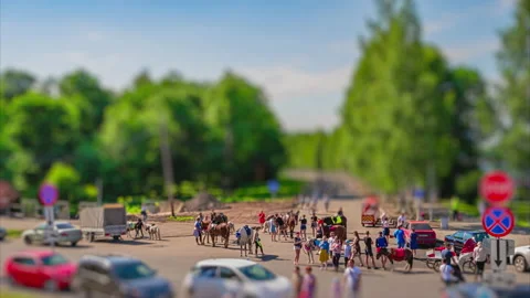  Time lapse. Tilt-shift of toy walking people, families with children 스톡 동영상 169047894