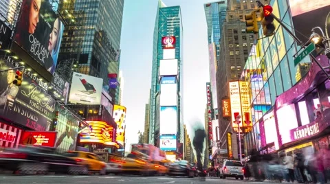 Time lapse of Times Square from day to night. 스톡 동영상 43298456