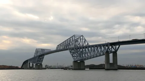 Time-lapse: Tokyo gate bridge at dusk Stockbeeldmateriaal 151938269