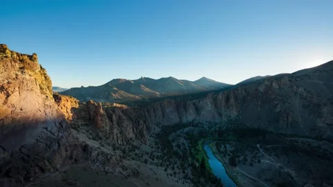 Time lapse from the top of Smith Rock State park canyon at sunrise, Oregon, USA Stock Footage 135438334