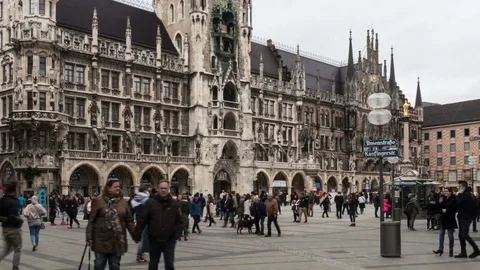 Time lapse of tourists on sightseeng Stock Footage 73938235