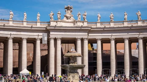Time lapse of tourists on Vatican square. Stock Footage 287469778