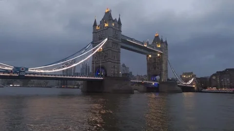 Time Lapse Of Tower Bridge Lights Lighting Up In London Stock Footage 270768405