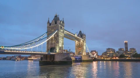 Time lapse, Tower Bridge in London in sunset time Stock Footage 108379339