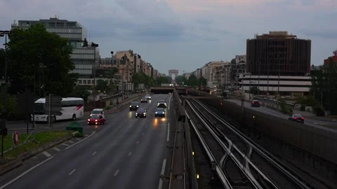 Time lapse of traffic to Arc de Triomphe at dusk Paris, June 15 2025 Stock Footage 311321419