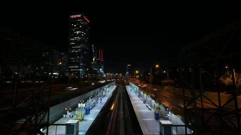 Time Lapse Of Traffic In Ayalon Freeway And Railway Station 스톡 동영상 81903555