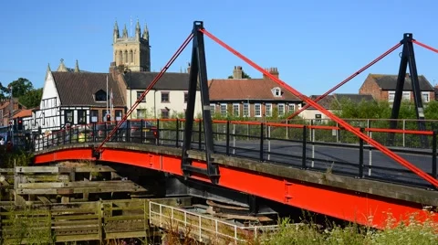 Time lapse traffic crossing over the river ouse using swing bridge, selby, uk Stock Footage 65566926