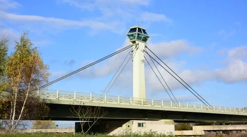 Time lapse traffic crossing the river ouse over selby swing bridge Stock Footage 57525817