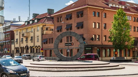 Time lapse traffic driving car on the intersection street in Sweden Video stock 171671373
