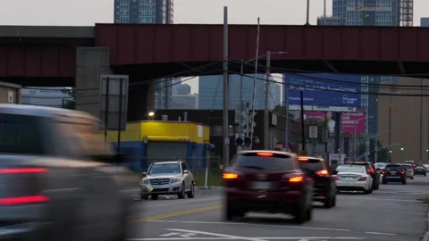 Time-lapse of traffic going away from view 動画素材 159922090