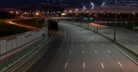 Time lapse of traffic on highway at night with cumulative effect Vídeo Stock 148332876
