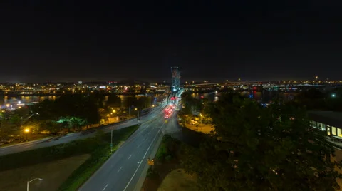 Time Lapse of Traffic Light Trails on Hawthorne Bridge in Portland Oregon Video stock 52001753