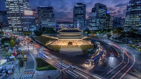 Time lapse of Traffic at Namdaemun gate and Seoul City,South Korea. Video stock 81400074