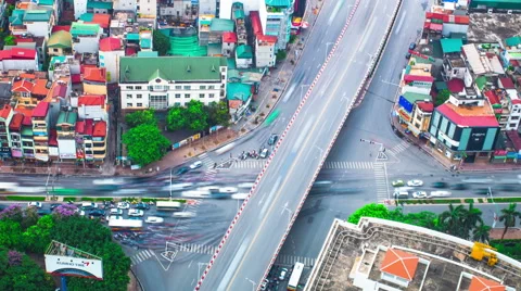 Time Lapse - Traffic at the Road Intersection in Hanoi, Vietnam Video stock 52758366