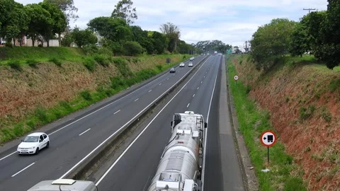 Time lapse of traffic on the SP-294 highway Stock Footage 152679607