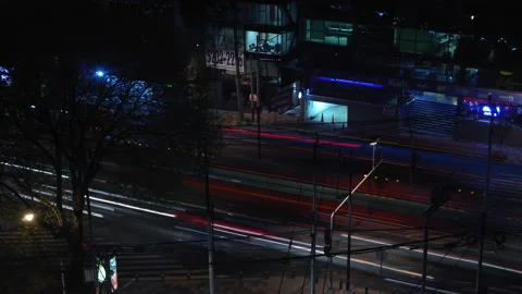 Time-lapse of of traffic at a stop light in downtown Mexico City. Stock Footage 136188552