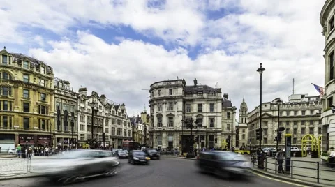 Time lapse of traffic in Trafalgar square, London Stock Footage 51976128
