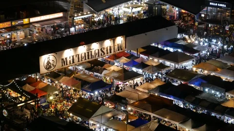 Time Lapse/ Train Night Market in Bangkok Stock-Footage 108106380