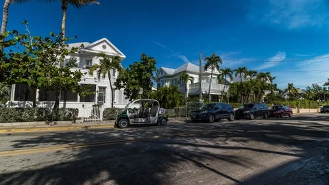 Time lapse of typical street at Key West near southernmost point. USA, Florida 스톡 동영상 88414831