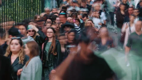 Time-lapse unrecognizable blurry people crowd busy city street rush hour crowded Vídeo Stock 245240826