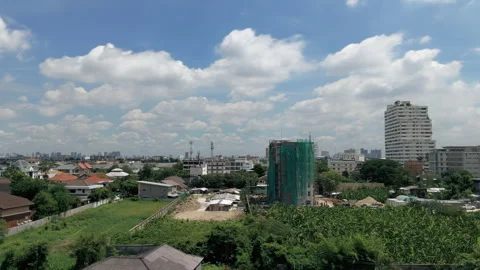 Time lapse video animated clouds on a bright day In the heart of Bangkok. Stock Footage 199080569
