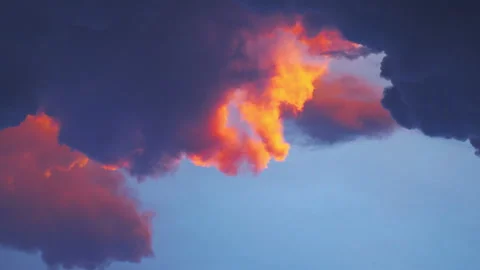 Time lapse video of awesome changing cloudscape at sunset in 4K Stock Footage 113699974