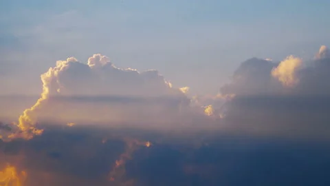 Time lapse video of changing cloudscape in 4K Stock Footage 113919491