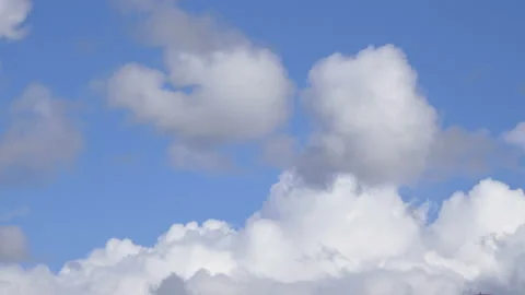Time lapse video of changing cloudscape in 4K Stock Footage 139013120