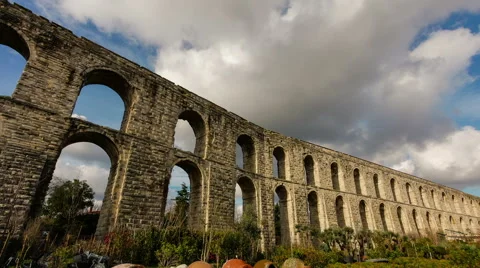 Time Lapse video of clouds and aqueduct in Kemerburgaz,Istanbul Video stock 51843861