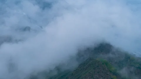 Time lapse video clouds over Himalaya mountains during monsoon season at Lahaul, Stock Footage 284000569