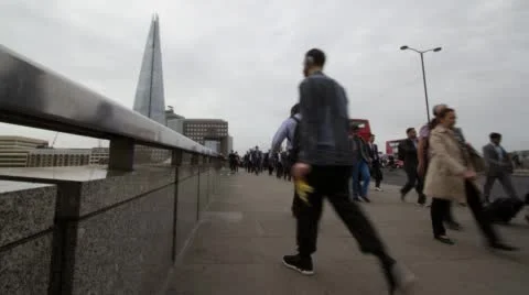 Time lapse video of commuters walking over London bridge during morning rush Stock-Footage 55915958