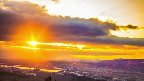 Time lapse Video dawn on the river clouds and sun Stock Footage 212821120