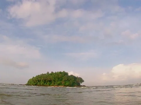 Time lapse video of Dharmadam Island At India Stock Footage 161498091