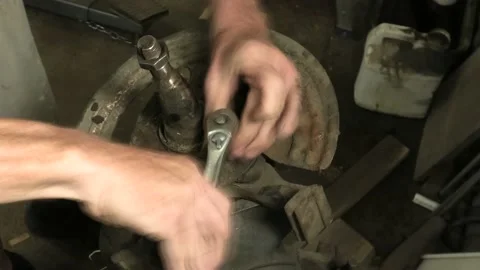 A Time Lapse Video of a Mechanic at Work 스톡 동영상 155420937