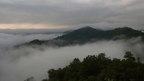 Time Lapse video the mountains and mist Stock Footage 118386280