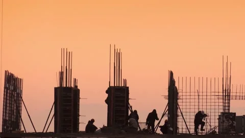 Time-lapse video of the work of a team of installers Stock Footage 171305805