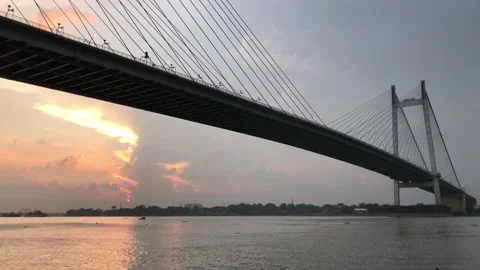 Time lapse of Vidyasagar bridge (setu) on river Hooghly at twilight time Stock Footage 140983549