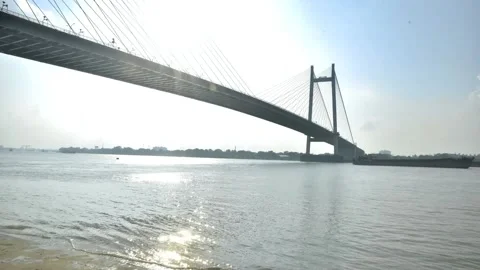 Time lapse of Vidyasagar bridge (setu) on river Hooghly at twilight time Stock Footage 140983575