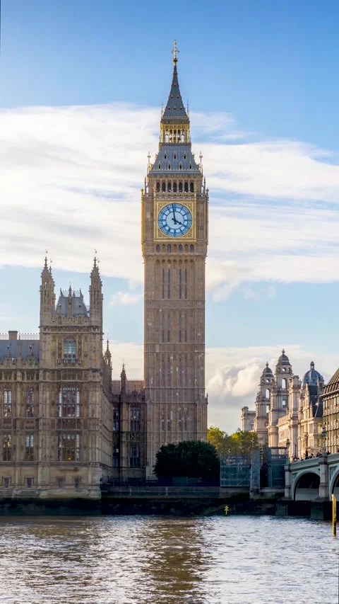 Time lapse view of the Big Ben clocktower in London, Stock Footage 310836725