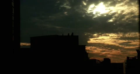 Time lapse view of building at nightfall, Silhouette and Hyperlapse. Video stock 132186937