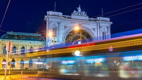 Time-lapse view on the international Train Station in Budapest Video stock 89878708