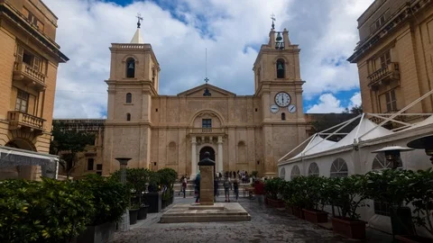 Time lapse view of the main facade of st john's cathedral in Valletta (Malta) Stock Footage 106393930